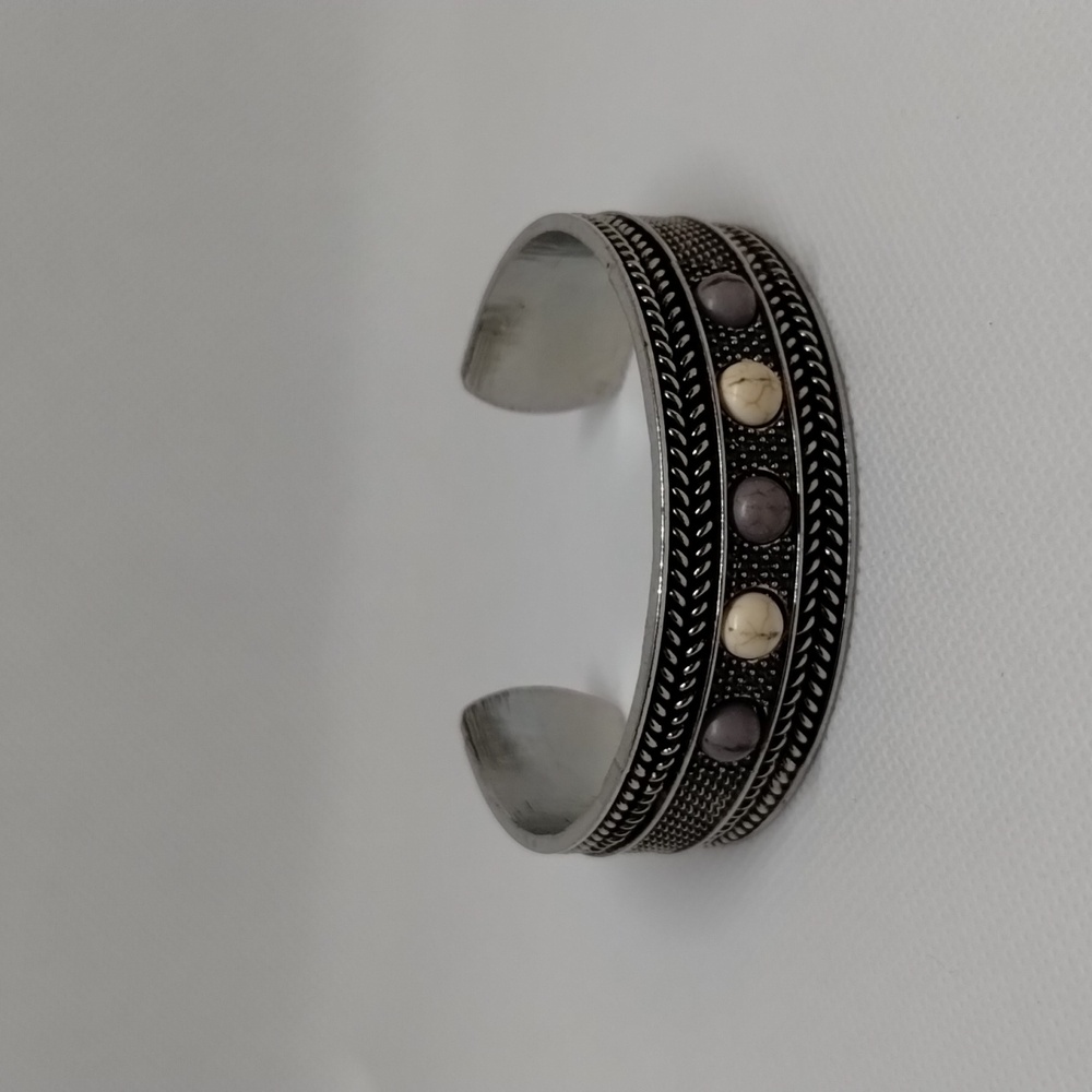 Silver cufflink bracelet